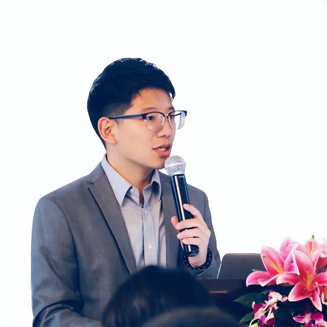 互聯(lián)網(wǎng)創(chuàng)新創(chuàng)業(yè)項(xiàng)目計(jì)劃書(shū)案例ppt，互聯(lián)網(wǎng)_創(chuàng)新創(chuàng)業(yè)項(xiàng)目計(jì)劃書(shū)？