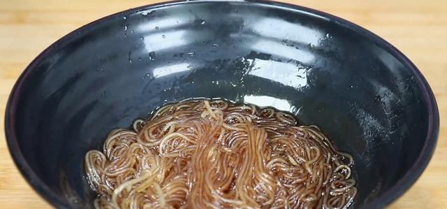 粉絲包菜怎么做好吃又簡(jiǎn)單竅門，粉絲包菜的做法_最正宗的做法竅門？