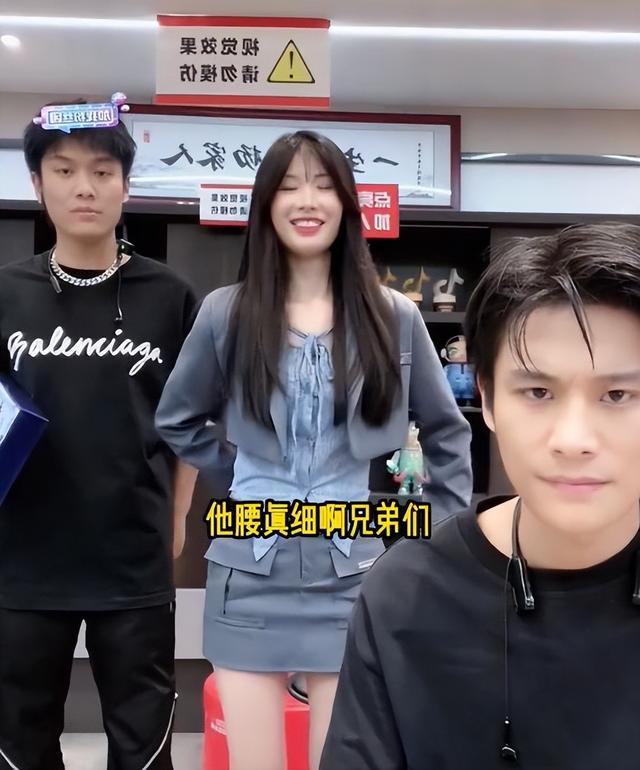 小楊哥最新搞笑視頻，搞笑小楊哥全集？