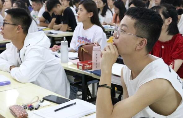 學(xué)生黨賺錢的方法門路，學(xué)生黨賺錢的方法有哪些？